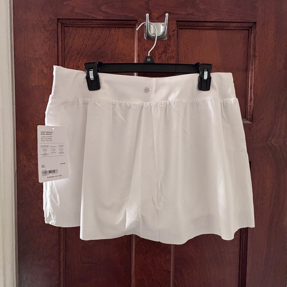 NWT Athleta Sz L Fast Route Mid Rise 13" Run Skort in White, Reflective Glintz - Picture 9 of 12